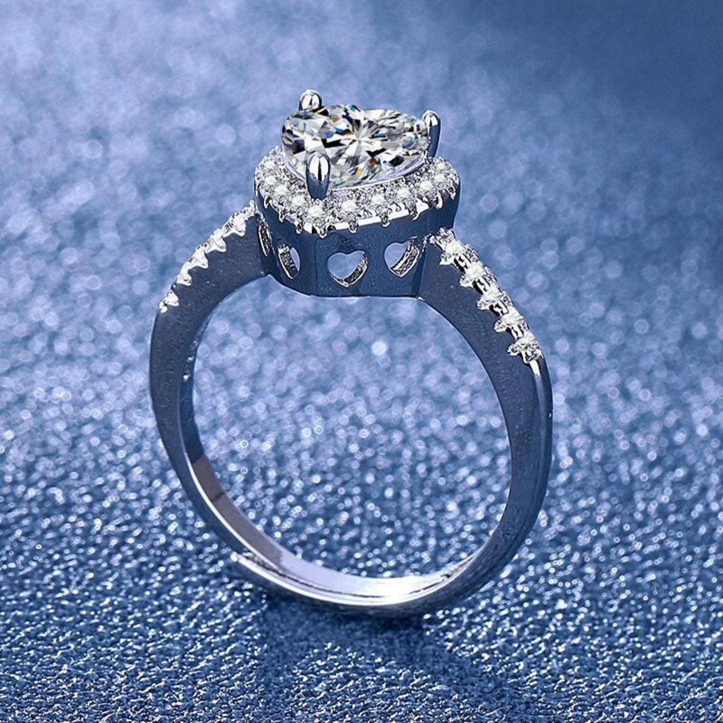Angle view of silver clear heart CZ cluster ring, elegant women’s jewelry, sygjewelry