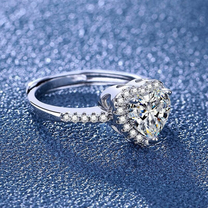 Side view of silver clear heart CZ ring, adjustable promise ring for women, sygjewelry

