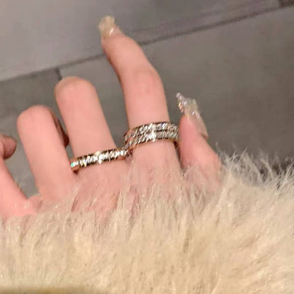 Starry diamond ring stacked on finger, dainty titanium steel stackable ring for women's everyday wear
